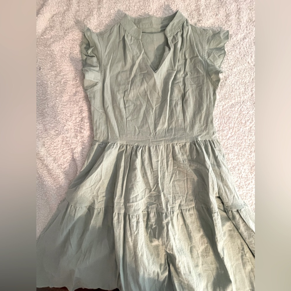 SHEIN sleeveless dress size medium never worn